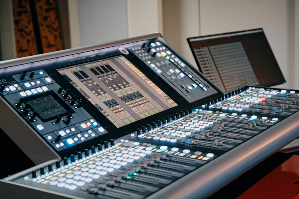 SSL Live L650
