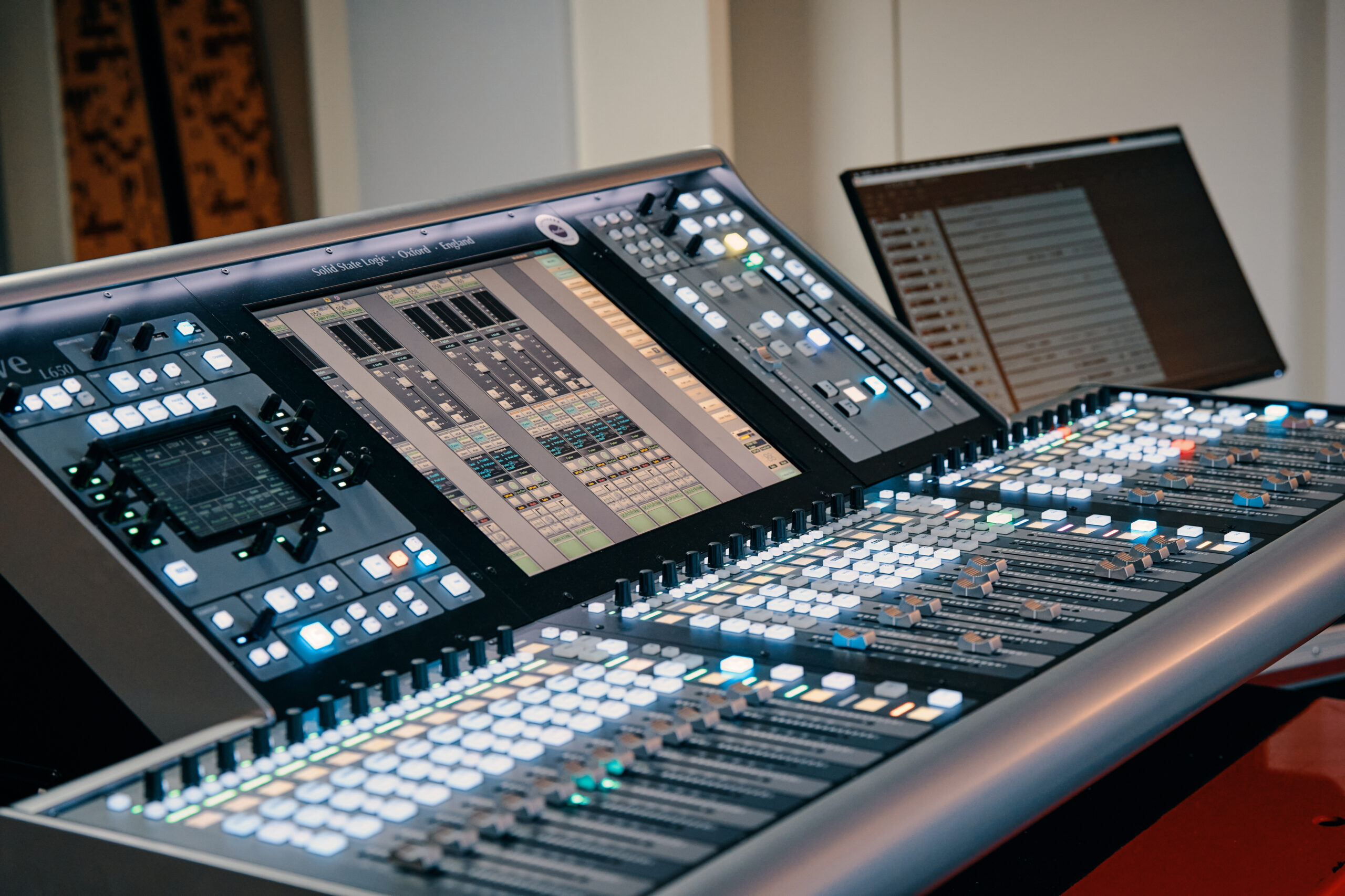 SSL Live L650